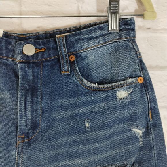 MS BlankNYC Women's The Warren Distressed Blue Ground Rules Denim Shorts NWT 26 - Picture 2 of 12
